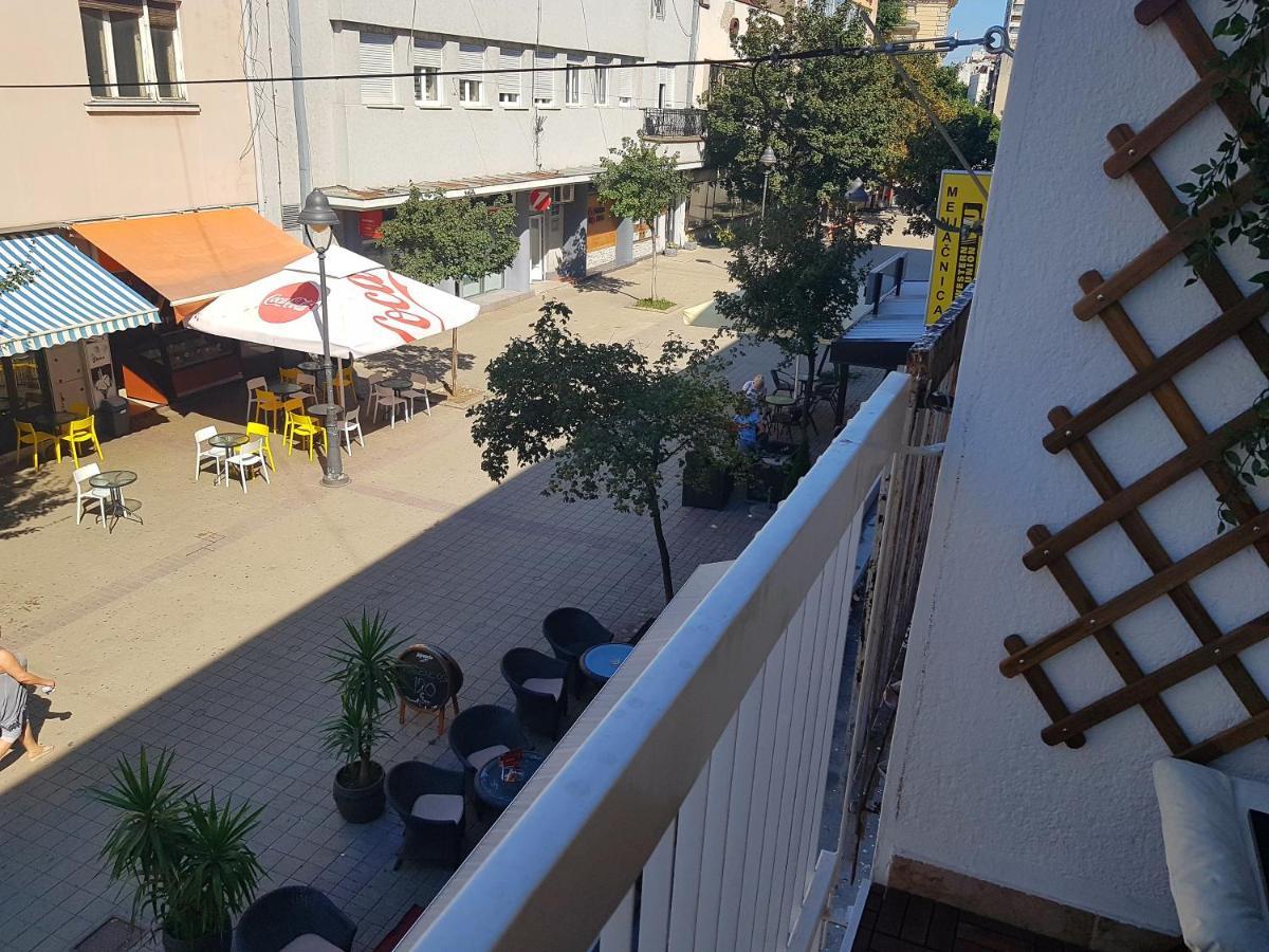Apartman Harmony Σμεντέρεβο Εξωτερικό φωτογραφία