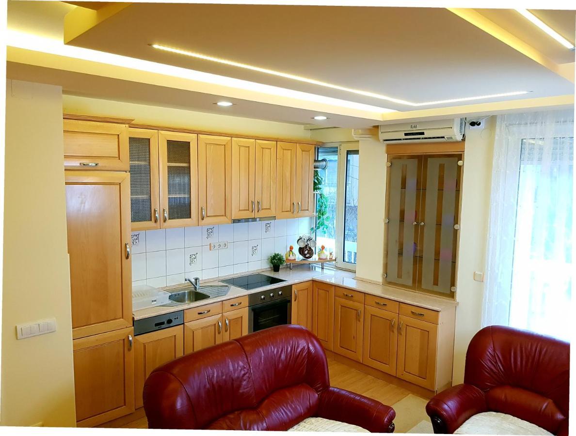 Apartman Harmony Σμεντέρεβο Εξωτερικό φωτογραφία