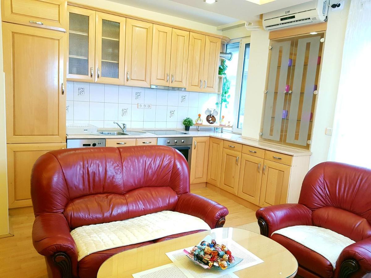 Apartman Harmony Σμεντέρεβο Εξωτερικό φωτογραφία